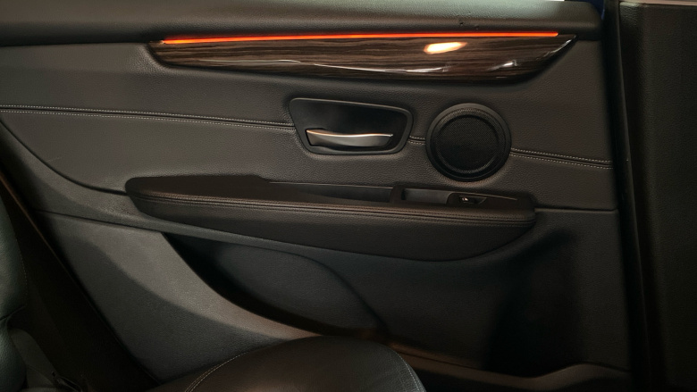 BMW 2 Series 218i Luxury 5dr Step Auto Petrol Estate